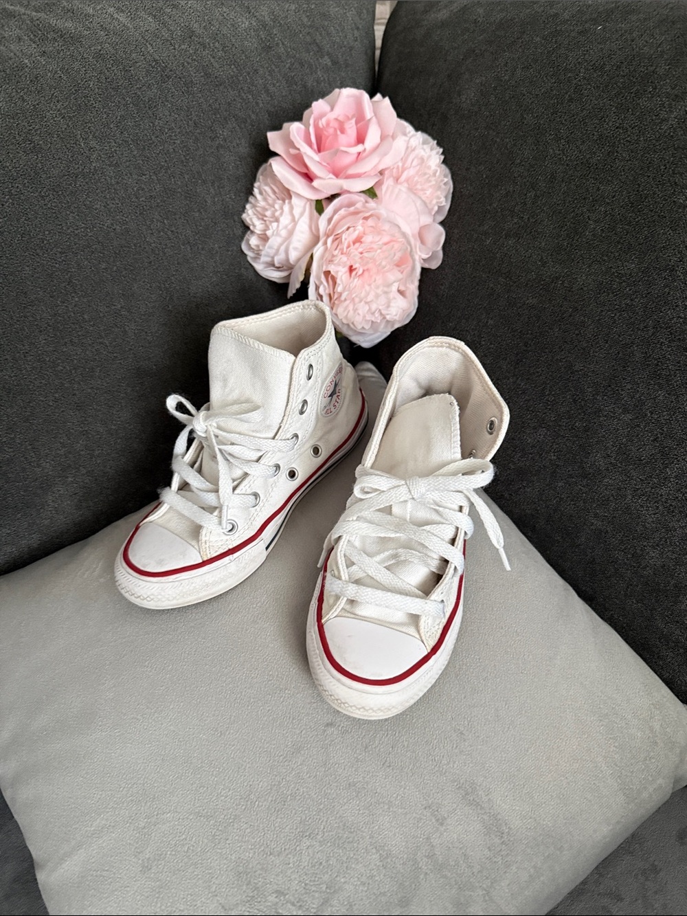 Converse White High-Top Sneakers with Red Trim and Blue Star